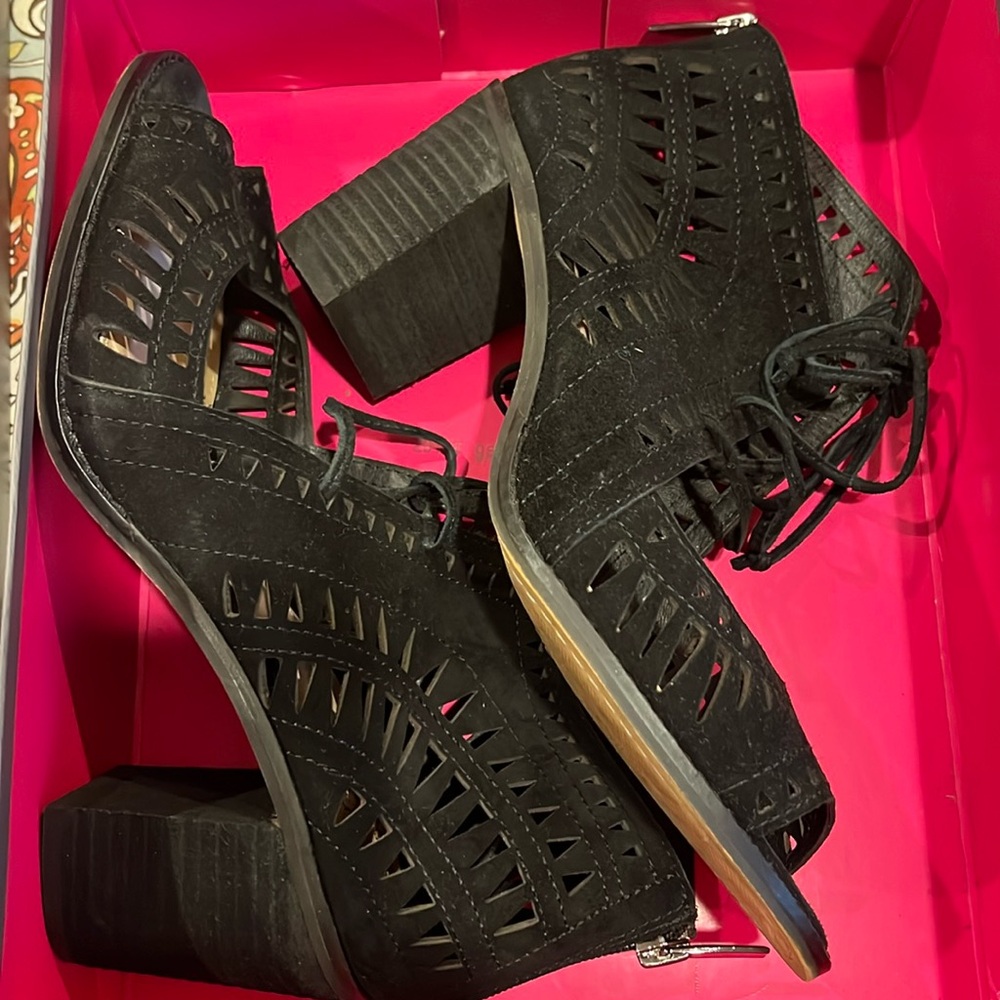 Vince Camuto